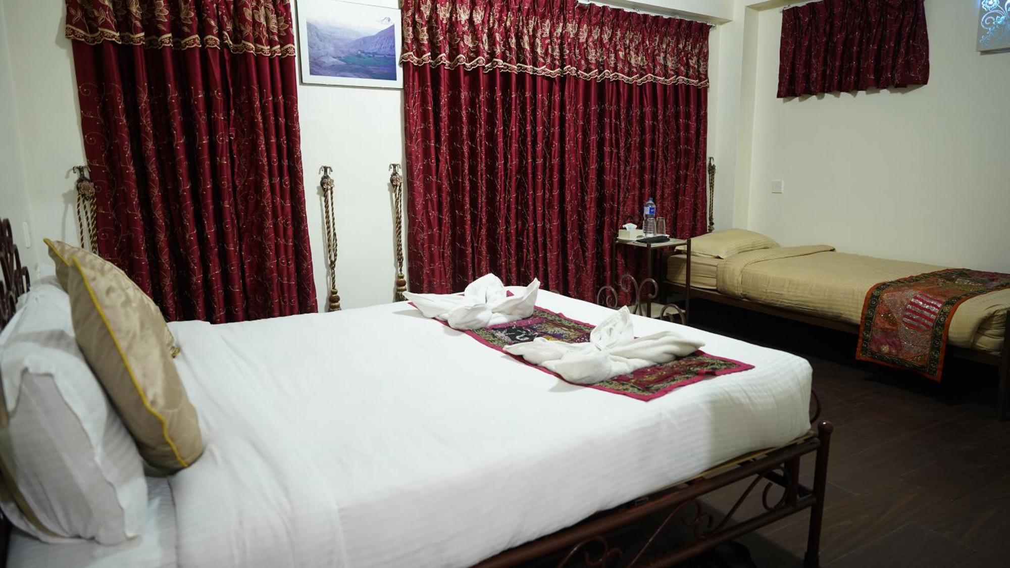Cosy Hotel Bhaktapur Exterior foto