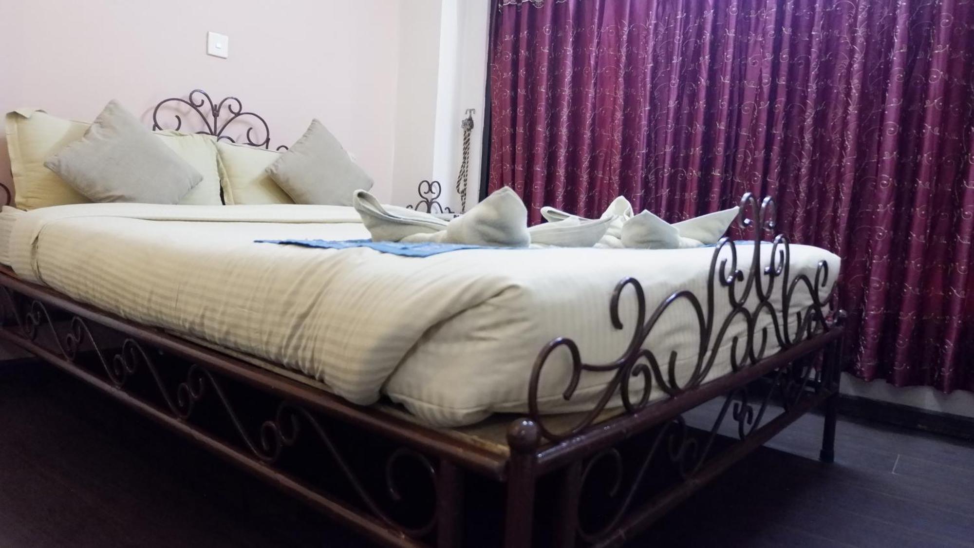 Cosy Hotel Bhaktapur Exterior foto