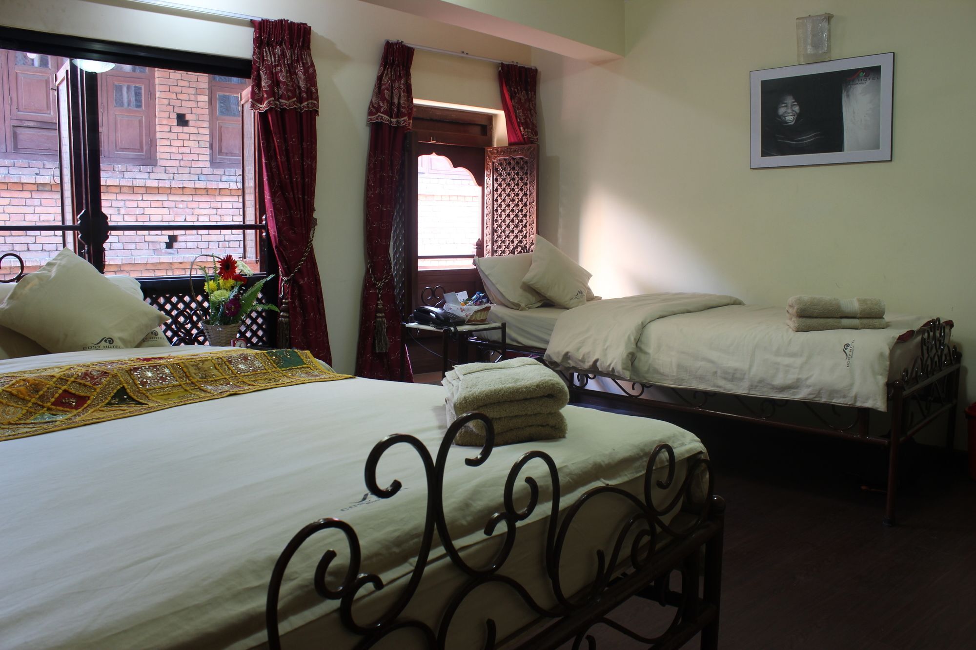 Cosy Hotel Bhaktapur Exterior foto